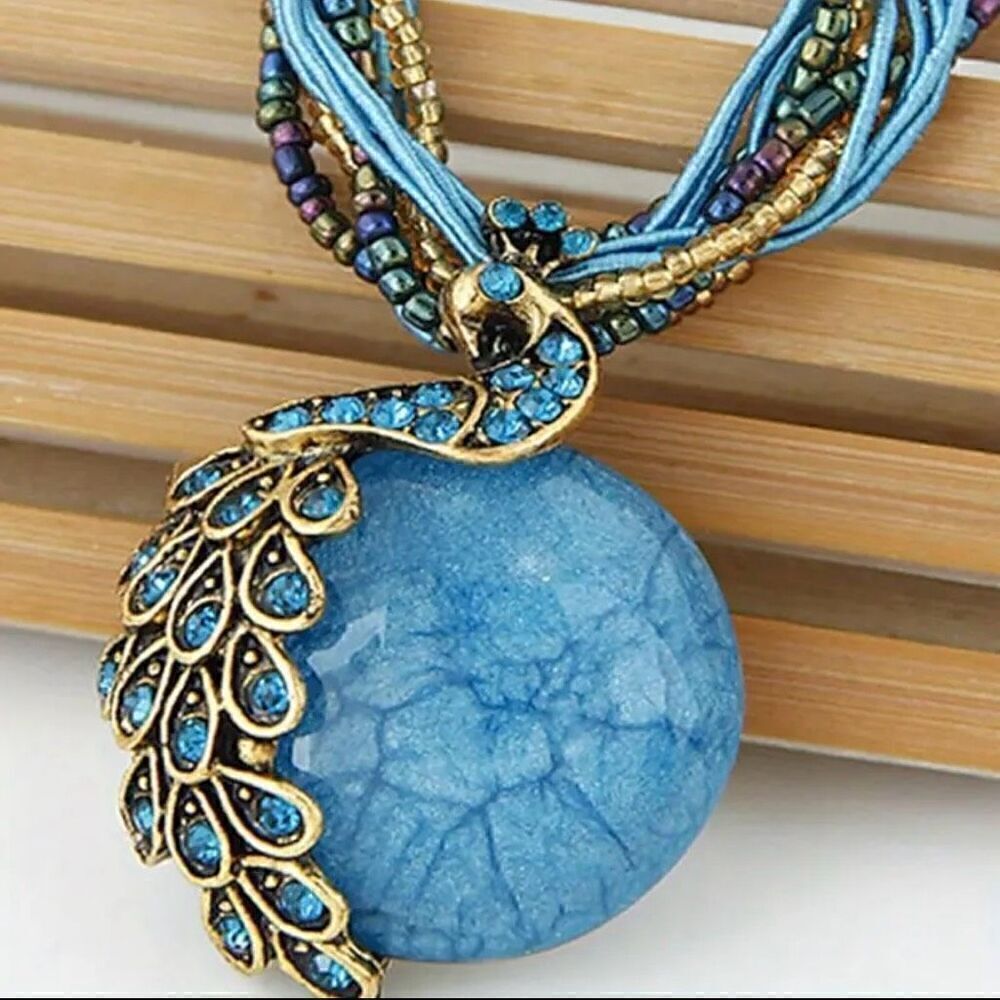 New Blue Natural Round Stone Rhinestone Peacock Beaded Statement Necklace
